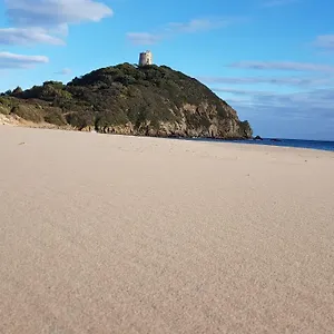 Villa Sul Mare A Chia, Domus De Maria